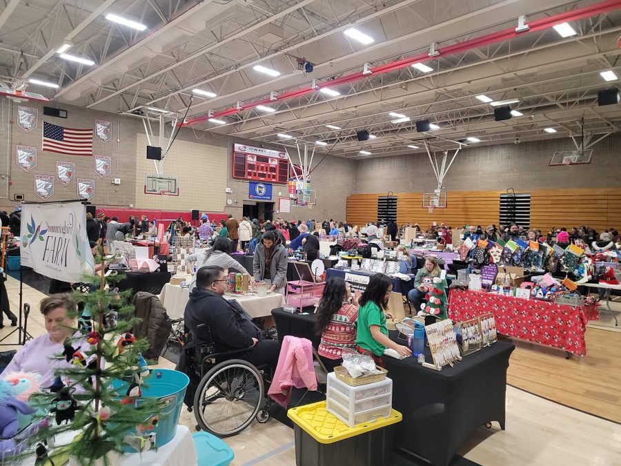 Celebrate Holiday on 44th!